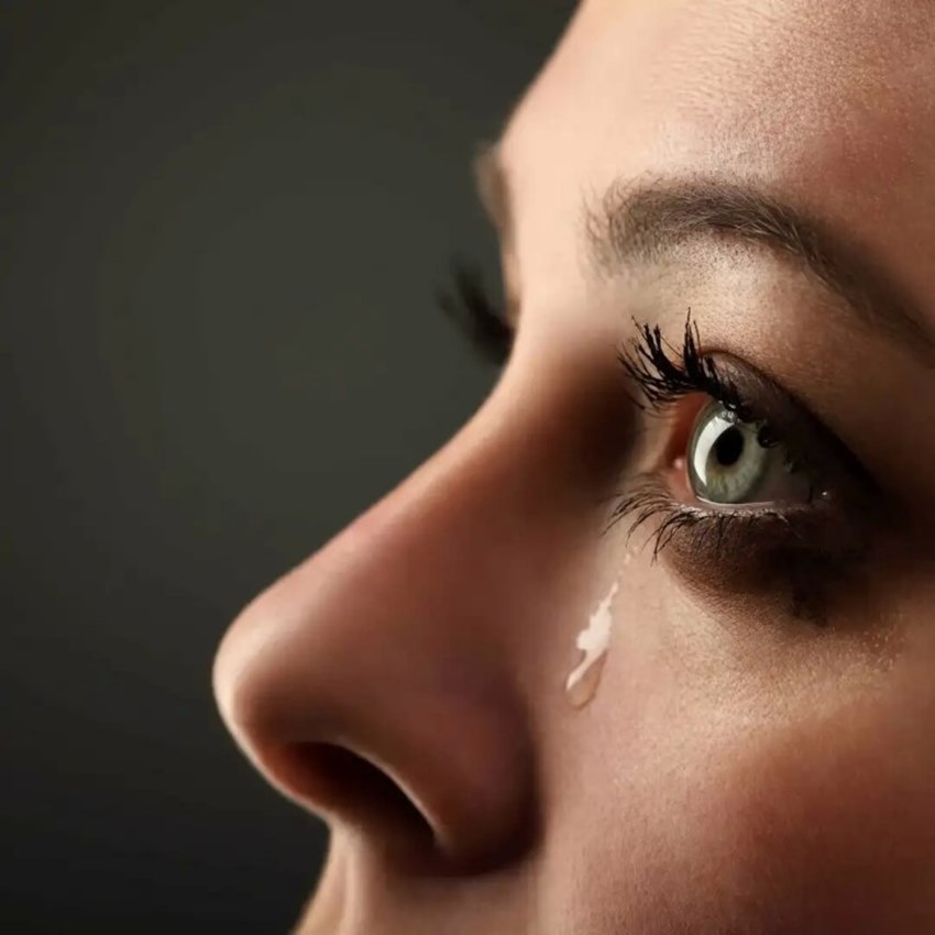 Почему беременным хочется плакать без причины