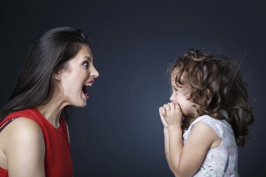 Почему родители кричат на детей